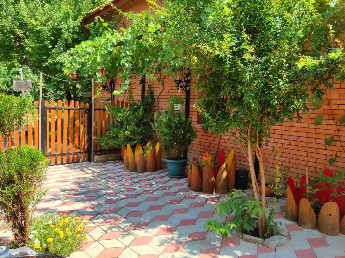 Old Tbilisi Villa Costa Bagian luar foto